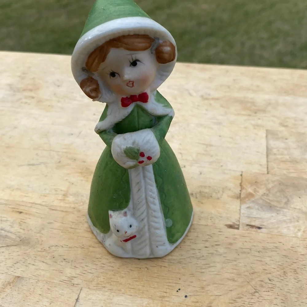 1978 Jasco Merri Bells Figurine Girl Bisque Porcelain Original Vintage Christmas